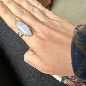 Sterling silver moonstone ring size 7
